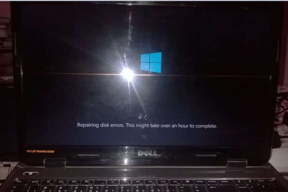 windows stuck on repairing disk errors